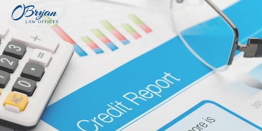 how do late payments affect credit reports