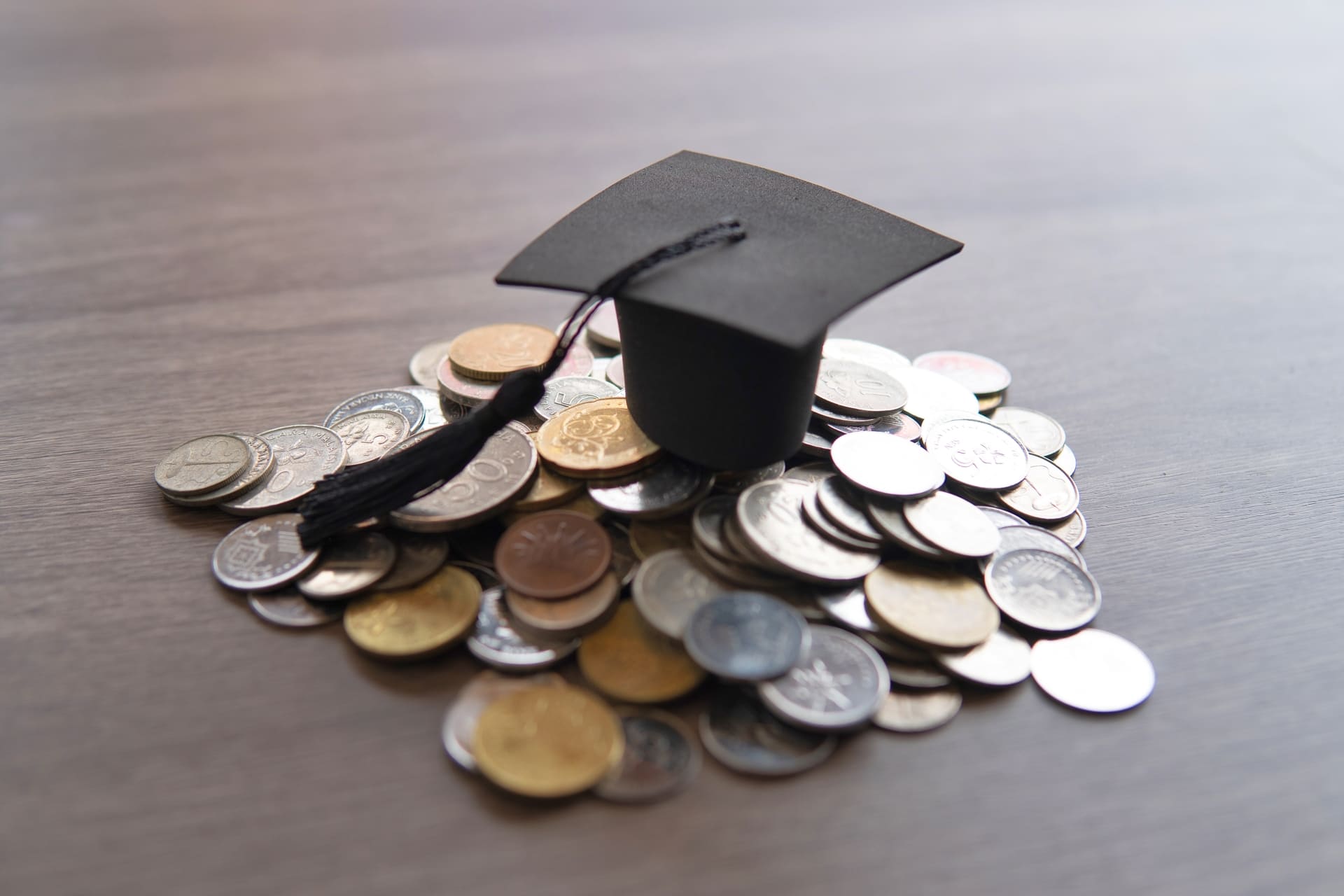 Graduation hat with pennies